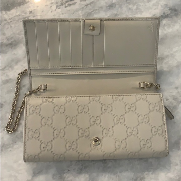 Gucci Wallet On A Chain - Picture 3 of 6